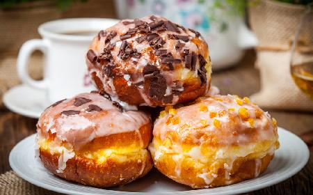 Jak kupować pączki? Po czym poznać pączka idealnego?